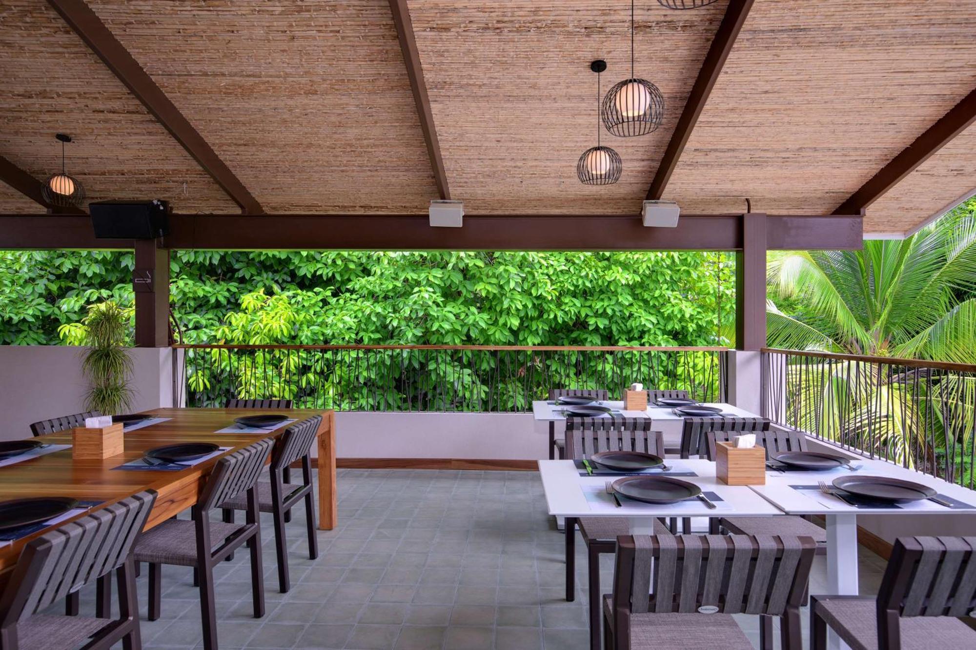فندق Botanika Osa Peninsula, Curio Collection By Hilton Puerto Jiménez المظهر الخارجي الصورة