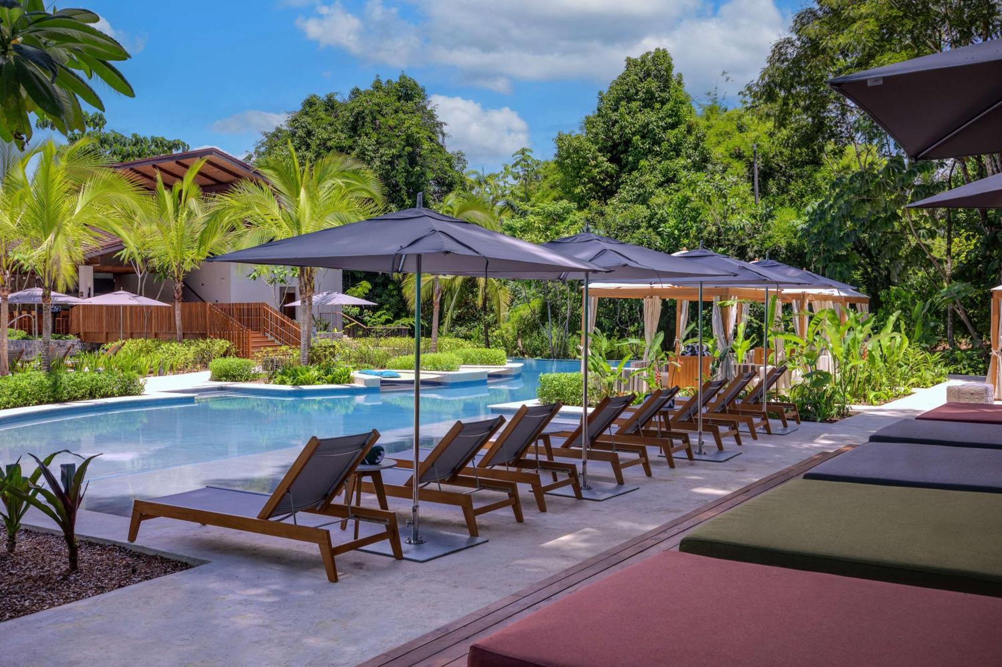 فندق Botanika Osa Peninsula, Curio Collection By Hilton Puerto Jiménez المظهر الخارجي الصورة